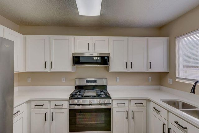 6135 Park South Place NW, Albuquerque, NM 87114