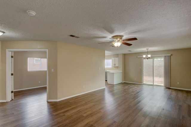 6135 Park South Place NW, Albuquerque, NM 87114