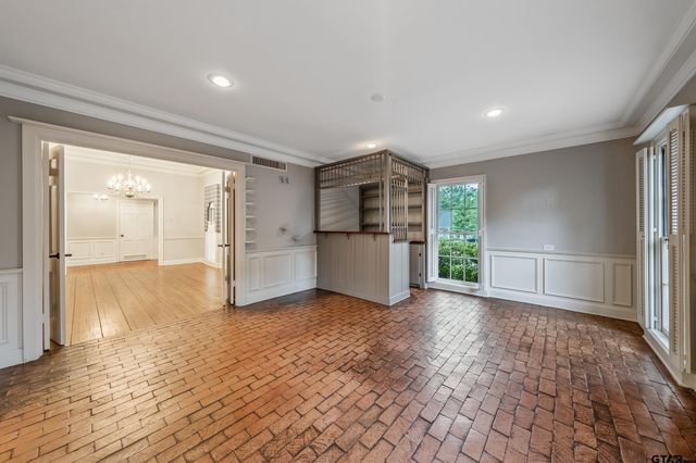 2222 S Chilton Ave, Tyler, TX 75701