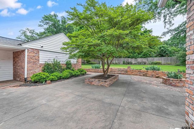 2222 S Chilton Ave, Tyler, TX 75701