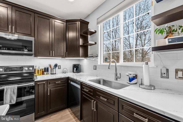 2932 NICELY CT, Dumfries, VA 22026