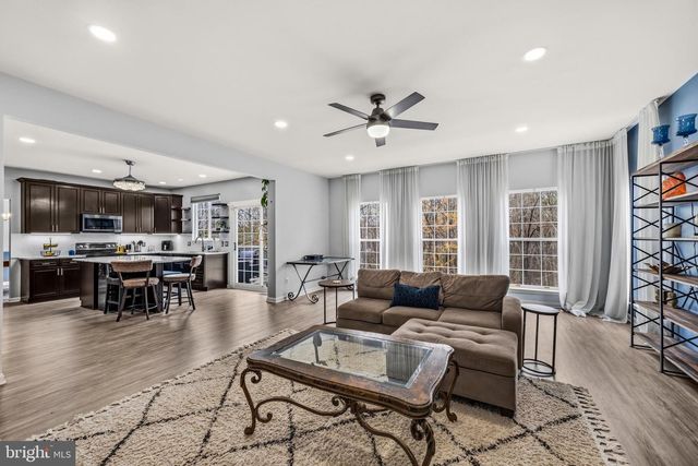 2932 NICELY CT, Dumfries, VA 22026