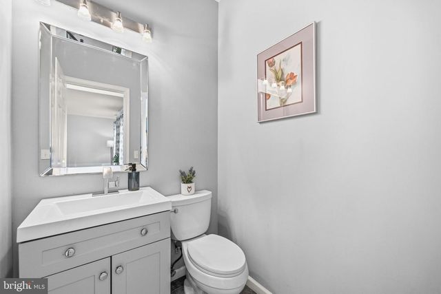 2932 NICELY CT, Dumfries, VA 22026