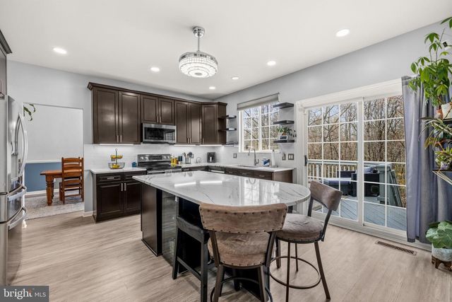 2932 NICELY CT, Dumfries, VA 22026