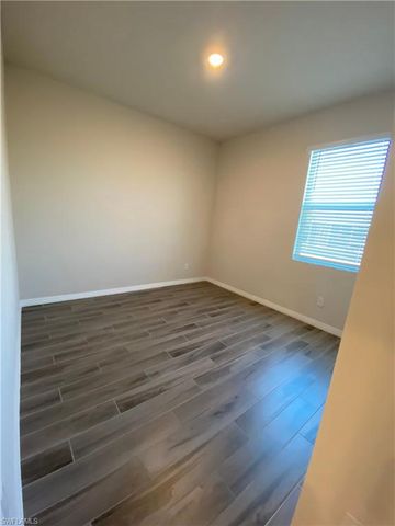 2000 NW 7th AVE, Cape Coral, FL 33993