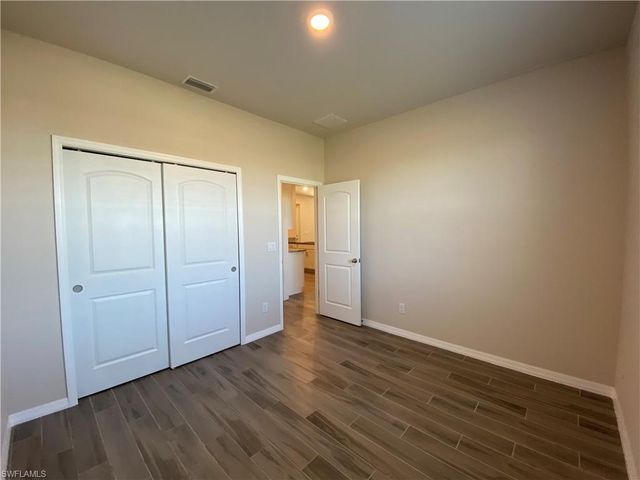 2000 NW 7th AVE, Cape Coral, FL 33993