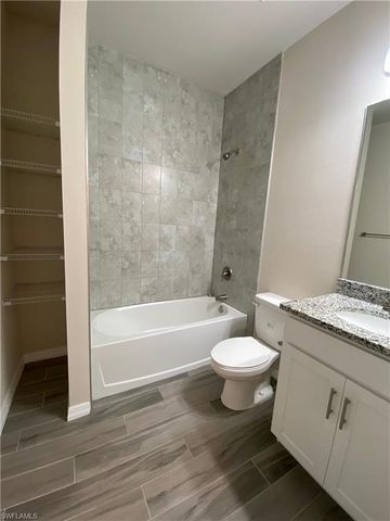 2000 NW 7th AVE, Cape Coral, FL 33993
