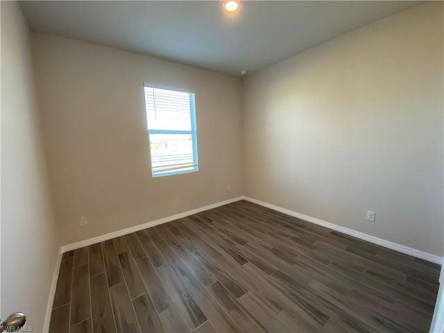 2000 NW 7th AVE, Cape Coral, FL 33993