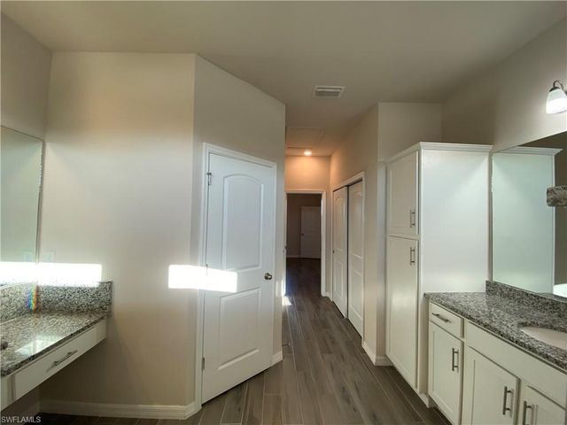 2000 NW 7th AVE, Cape Coral, FL 33993