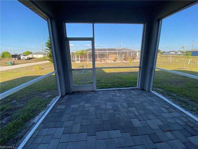 2000 NW 7th AVE, Cape Coral, FL 33993