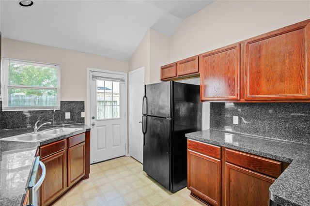 4226 Richmeadow Drive, Houston, TX 77048