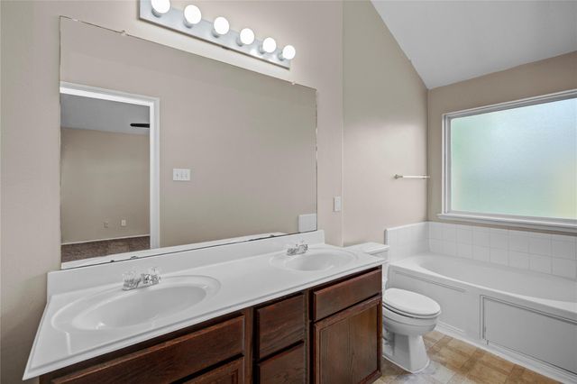 4226 Richmeadow Drive, Houston, TX 77048
