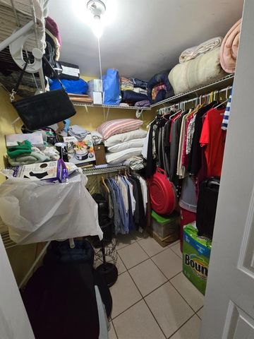 3083 SW 17th St, Miami, FL 33145