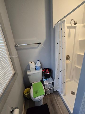 3083 SW 17th St, Miami, FL 33145