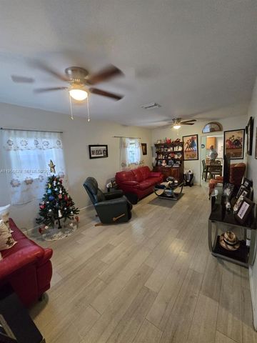 3083 SW 17th St, Miami, FL 33145