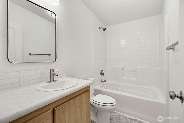 3205 248th Street Ct E, Spanaway, WA 98387