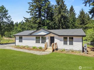 3205 248th Street Ct E, Spanaway, WA 98387