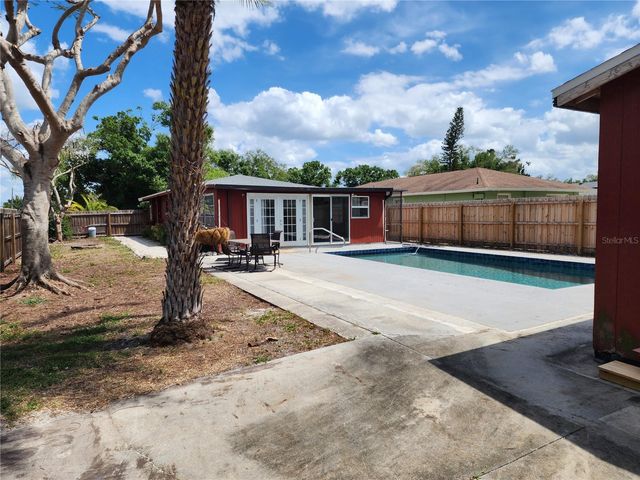 3050 8TH STREET, Sarasota, FL 34237