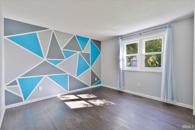 9227 Soaring Hill Place, Fort Wayne, IN 46804