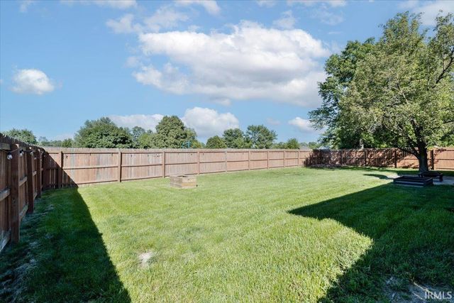 9227 Soaring Hill Place, Fort Wayne, IN 46804