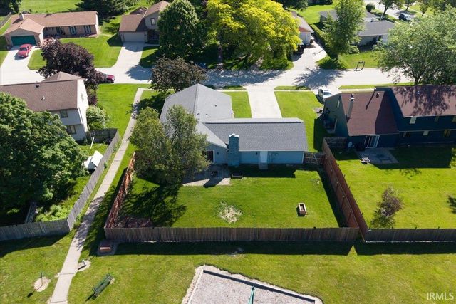 9227 Soaring Hill Place, Fort Wayne, IN 46804