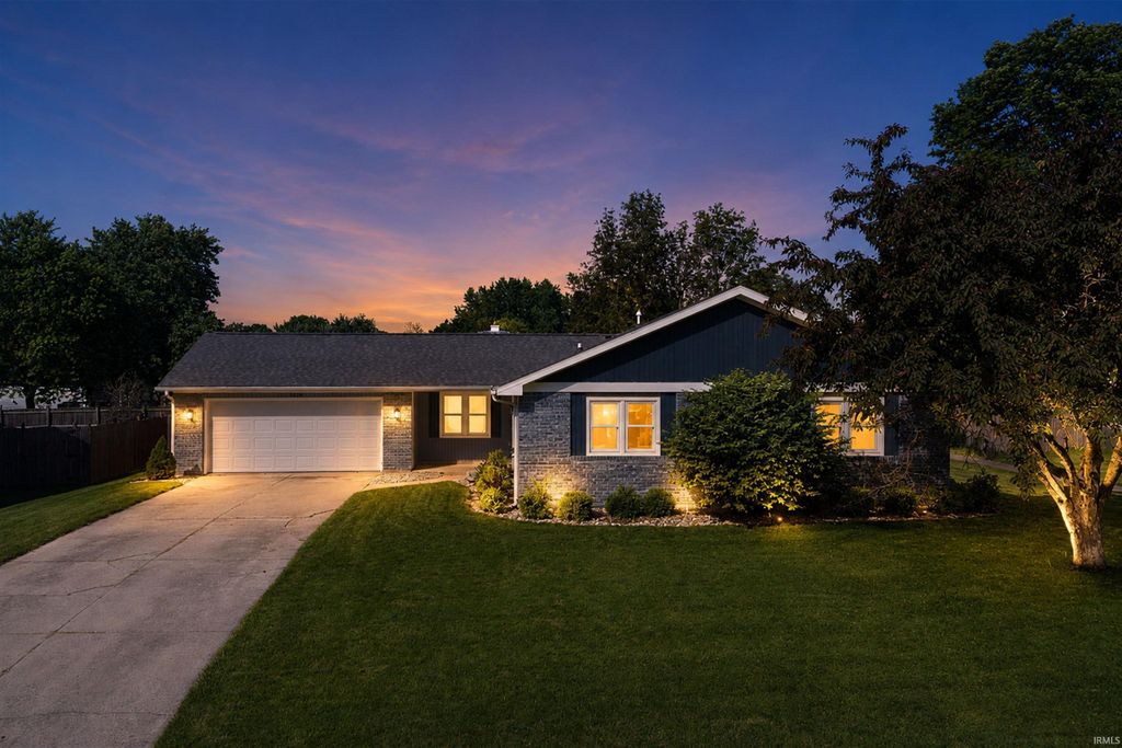 9227 Soaring Hill Place, Fort Wayne, IN 46804