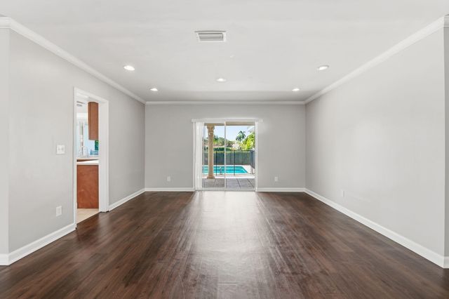 613 SEA TURTLE Way, Plantation, FL 33324