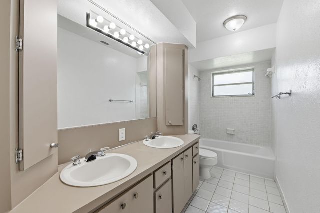 613 SEA TURTLE Way, Plantation, FL 33324