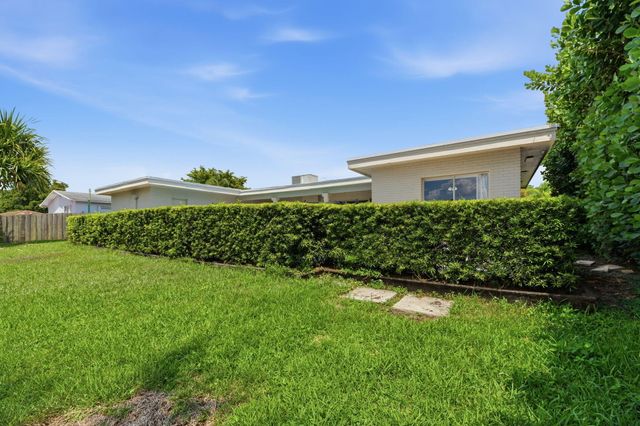 613 SEA TURTLE Way, Plantation, FL 33324