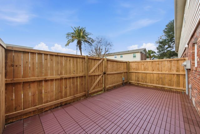 415 Parkdale Drive 8c, Charleston, SC 29414