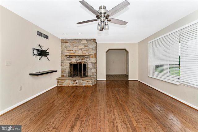 7023 RUNKLES RD, Mount Airy, MD 21771