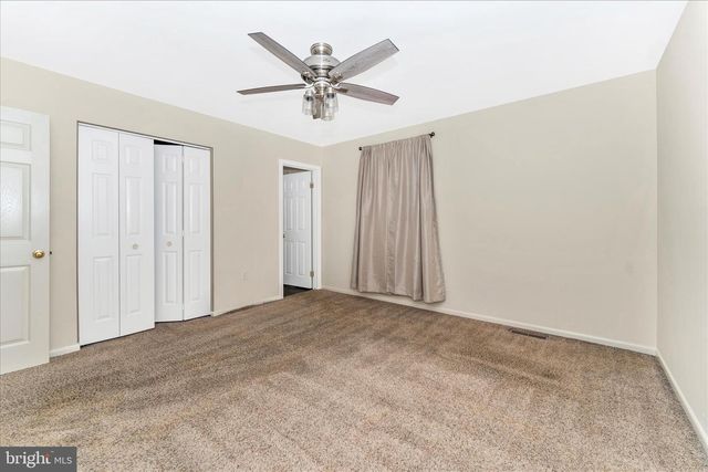 7023 RUNKLES RD, Mount Airy, MD 21771
