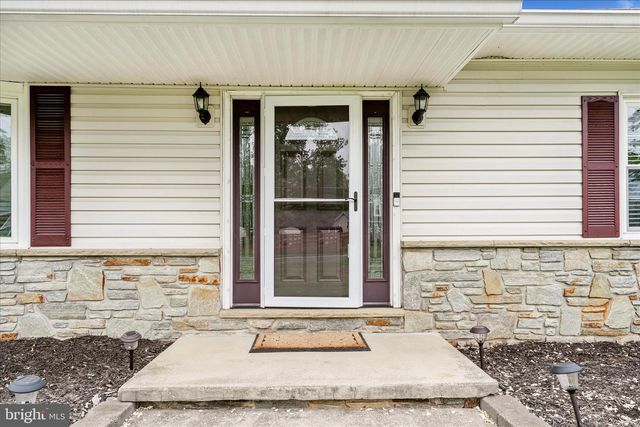 7023 RUNKLES RD, Mount Airy, MD 21771