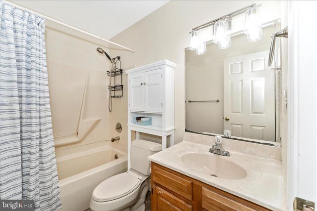 7023 RUNKLES RD, Mount Airy, MD 21771