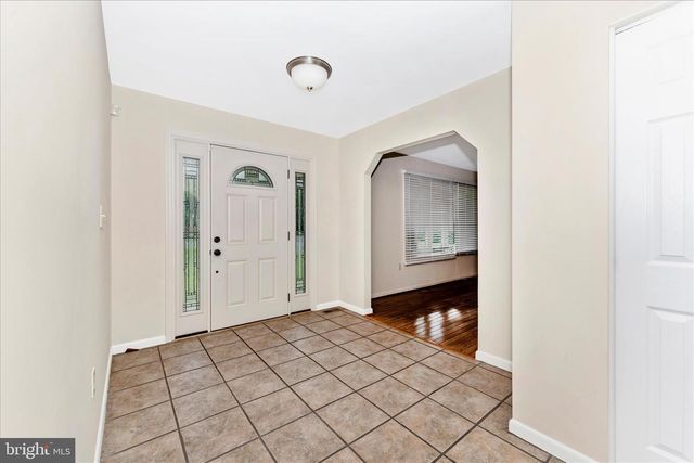 7023 RUNKLES RD, Mount Airy, MD 21771