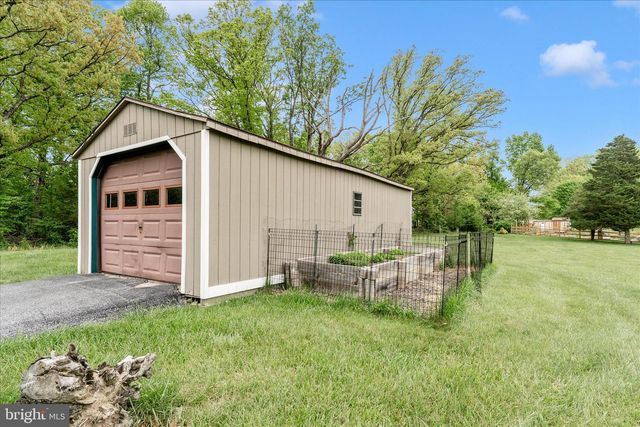 7023 RUNKLES RD, Mount Airy, MD 21771