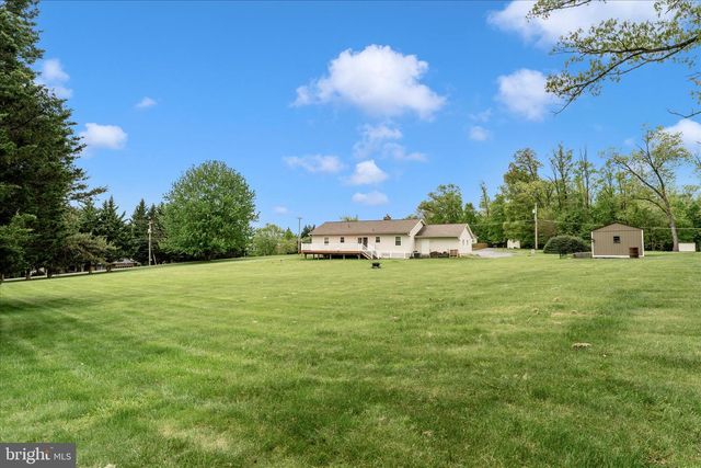 7023 RUNKLES RD, Mount Airy, MD 21771