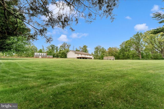 7023 RUNKLES RD, Mount Airy, MD 21771