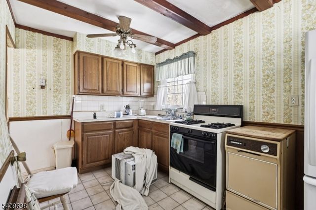 7 Harwin Dr, East Brunswick Twp., NJ 08816