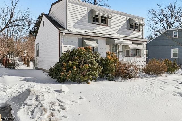 7 Harwin Dr, East Brunswick Twp., NJ 08816