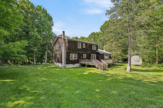 16 Panel Lane, Florida, NY 10921