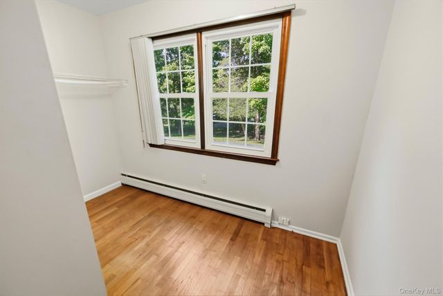 16 Panel Lane, Florida, NY 10921