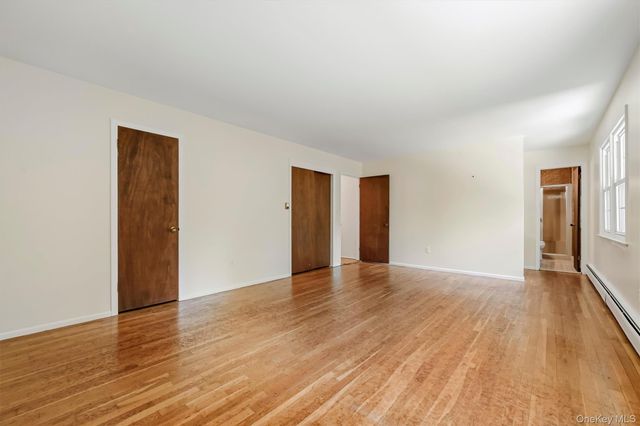 16 Panel Lane, Florida, NY 10921