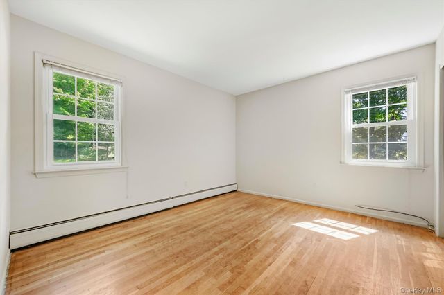 16 Panel Lane, Florida, NY 10921