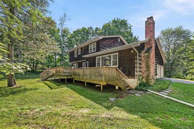 16 Panel Lane, Florida, NY 10921
