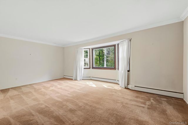 16 Panel Lane, Florida, NY 10921