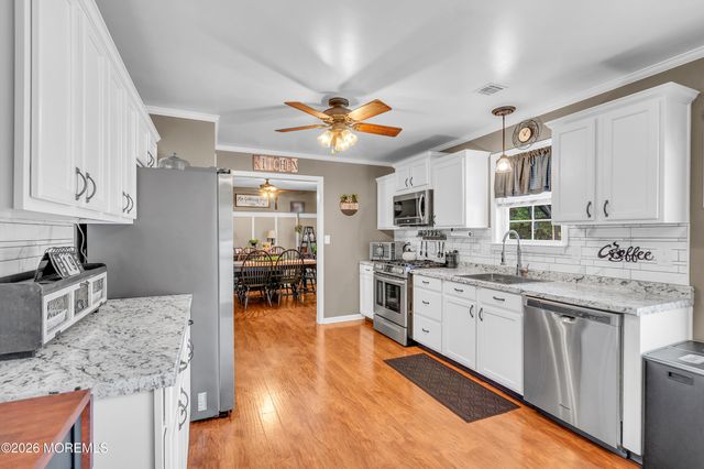 27 Falkinburg Drive, Little Egg Harbor, NJ 08087