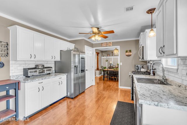 27 Falkinburg Drive, Little Egg Harbor, NJ 08087
