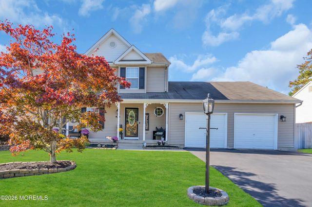 27 Falkinburg Drive, Little Egg Harbor, NJ 08087