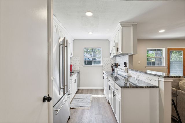 2312 Valleywood Drive, Carrollton, TX 75006